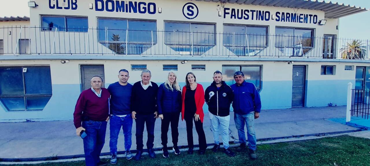 La Supervisora de Deportes se reunió con integrantes del Club Sarmiento -  Municipalidad de Dolores